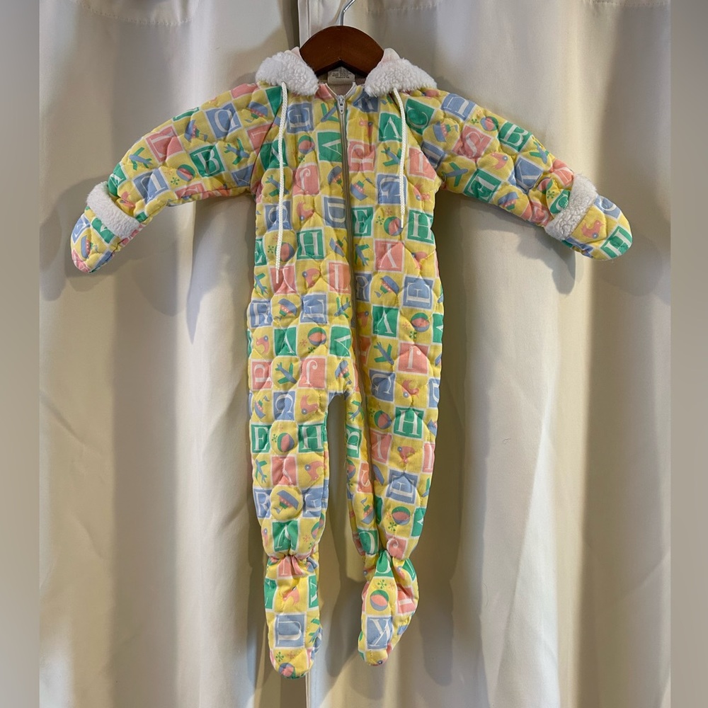 Baby Bunting One Size Unisex Yellow Alphabet Hooded‎ Meltzer Inc Vintage